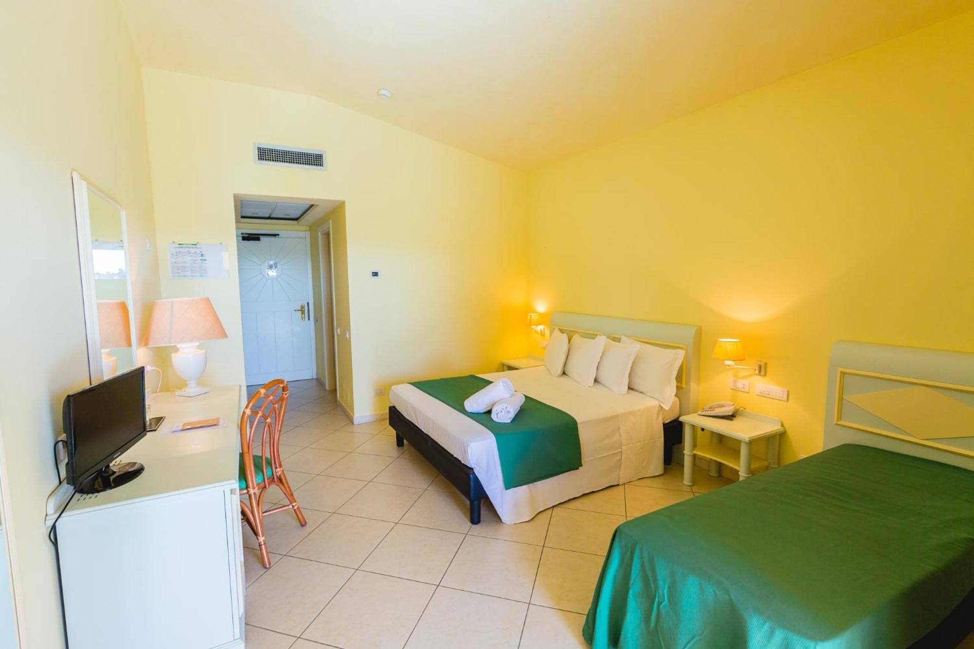 Argonauti Greenblu Resort Marina Di Pisticci Exterior photo